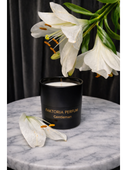 Gentleman - sojowa świeca zapachowa