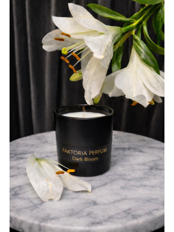 Dark Bloom - sojowa świeca zapachowa